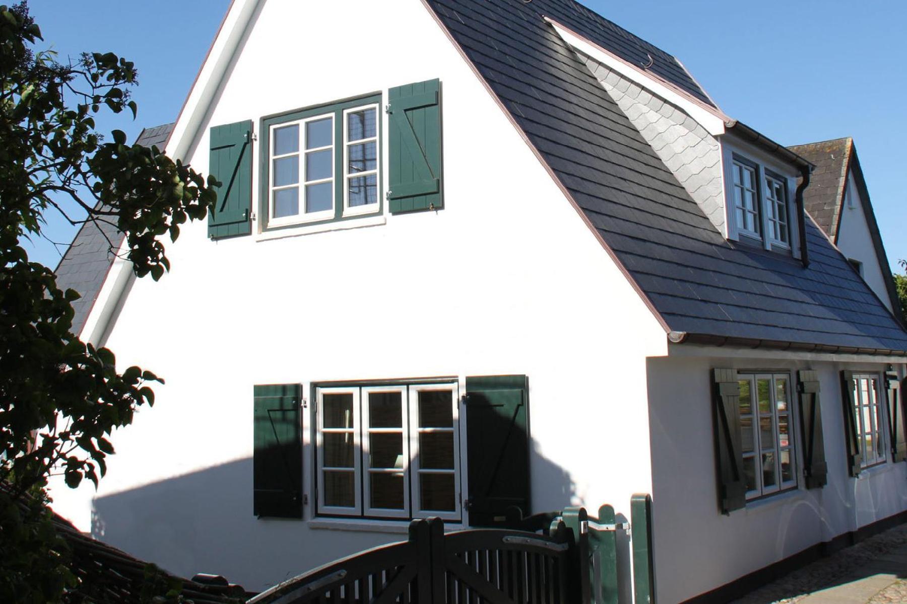 Lornsen Hues Ferienhaus *